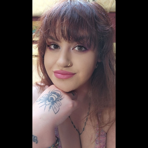 Meet your Posher, Stephany - Picture 5 of 5